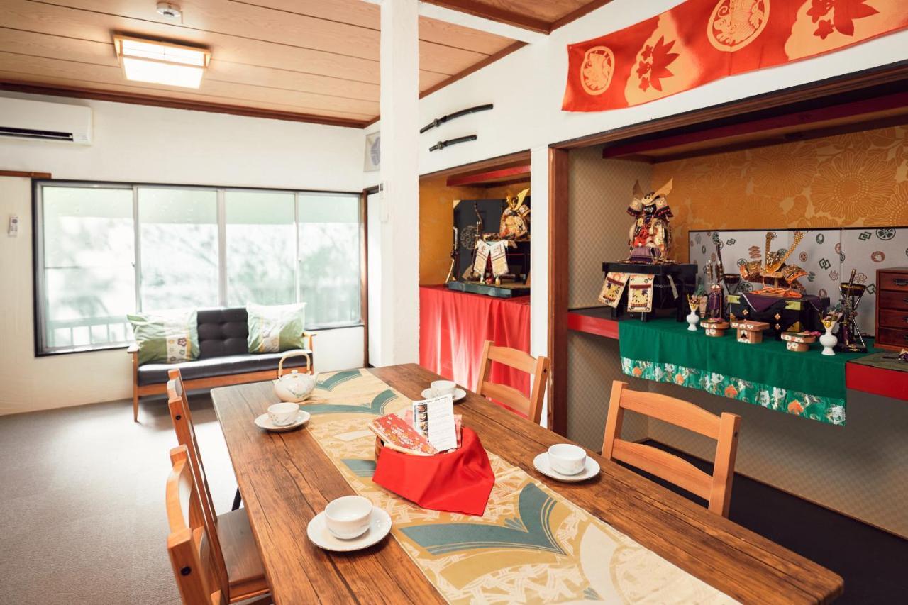Villa Hakone Kabuto 古民家旅館 150平米 バス停迄一分 準天然温泉 最大12名 Zewnętrze zdjęcie