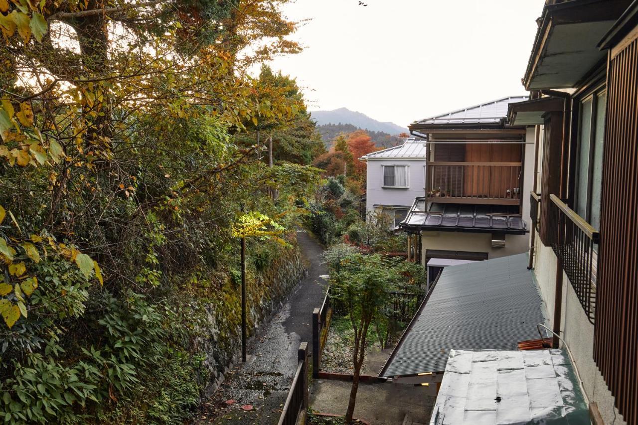 Villa Hakone Kabuto 古民家旅館 150平米 バス停迄一分 準天然温泉 最大12名 Zewnętrze zdjęcie