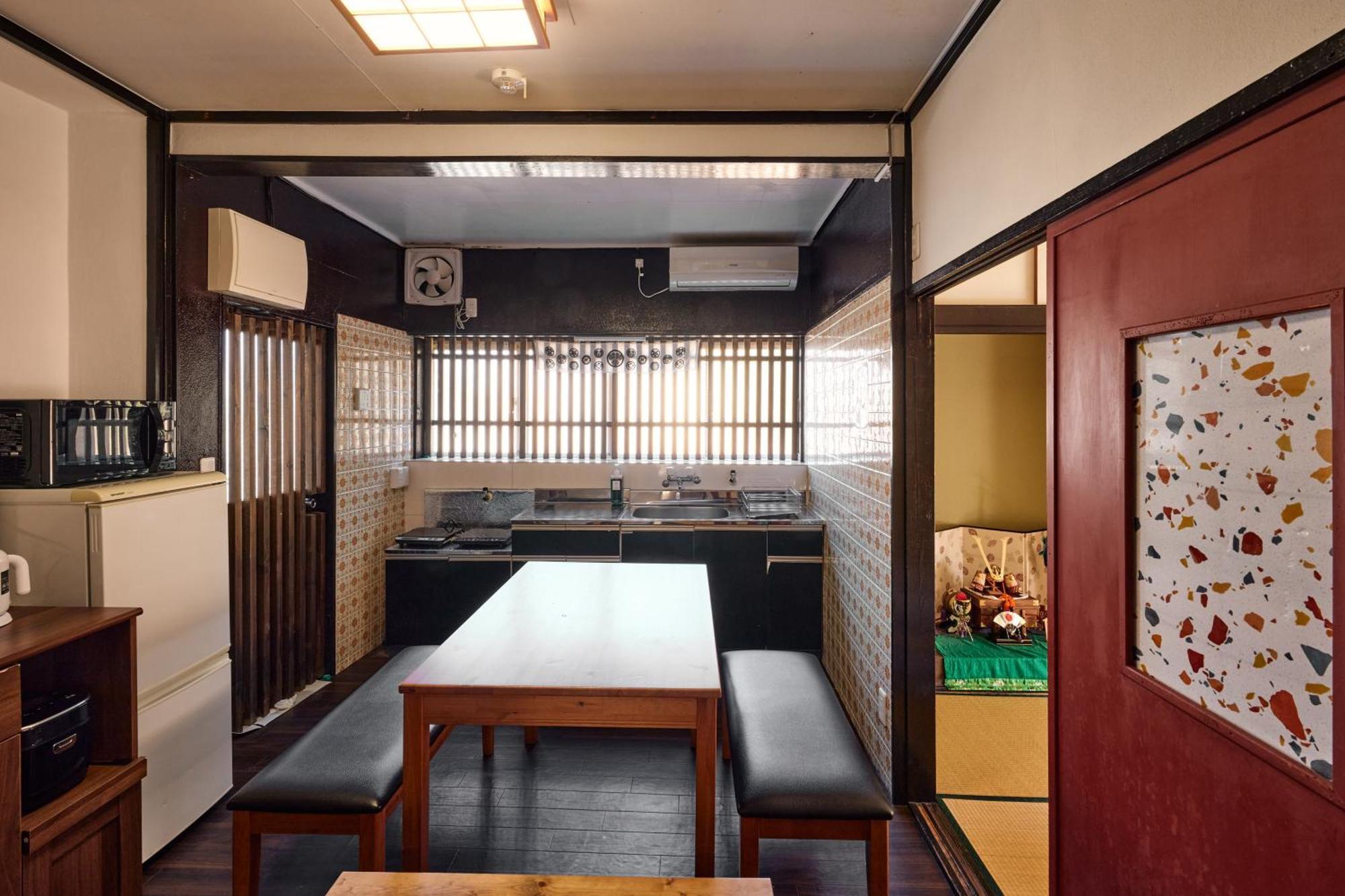 Villa Hakone Kabuto 古民家旅館 150平米 バス停迄一分 準天然温泉 最大12名 Zewnętrze zdjęcie